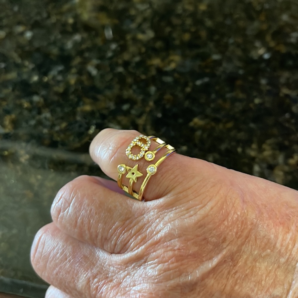 Ring - Picture 3 of 7